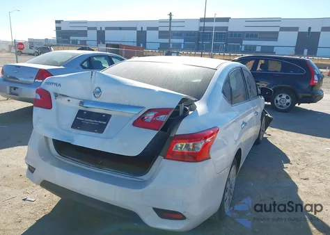 2017 Nissan Sentra S z USA, uszkodzony, nr VIN 3N1AB7APXHY346614